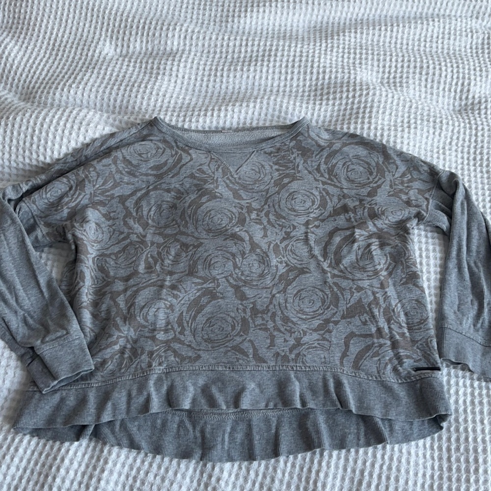 Betsy Johnson crop style sweatshirt